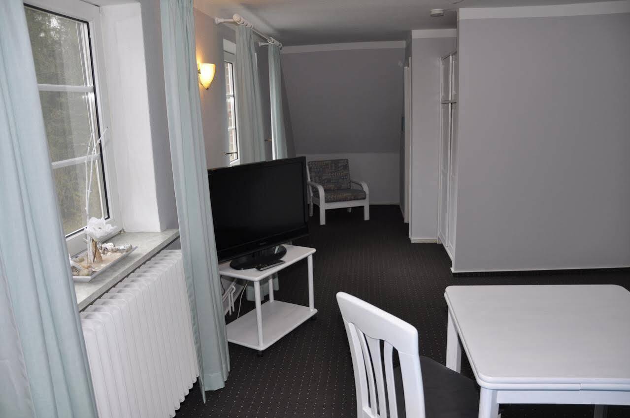 Basalt Hotel Restaurant Lounge Hohwacht Exterior photo